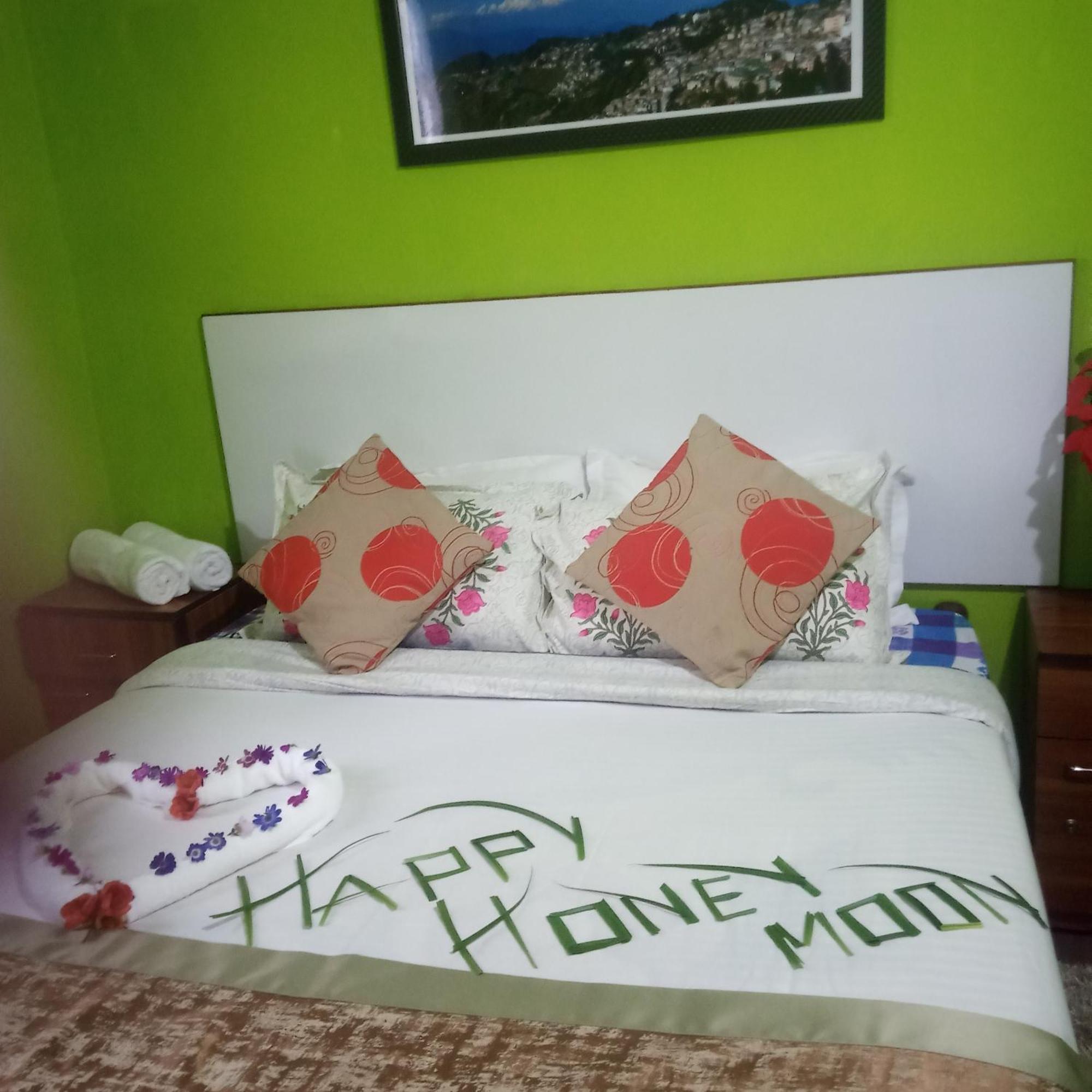 Beverly Hills Home Stay Darjeeling  Eksteriør billede
