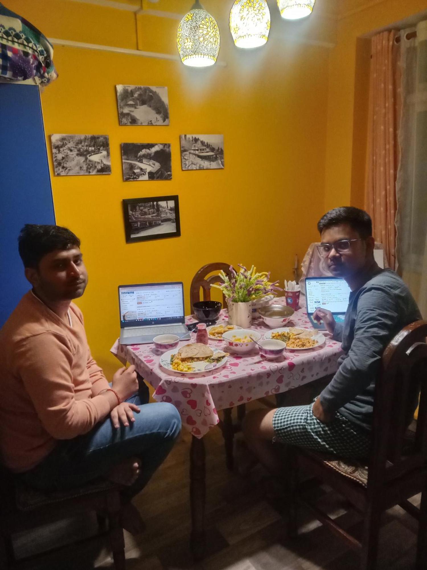 Beverly Hills Home Stay Darjeeling  Eksteriør billede