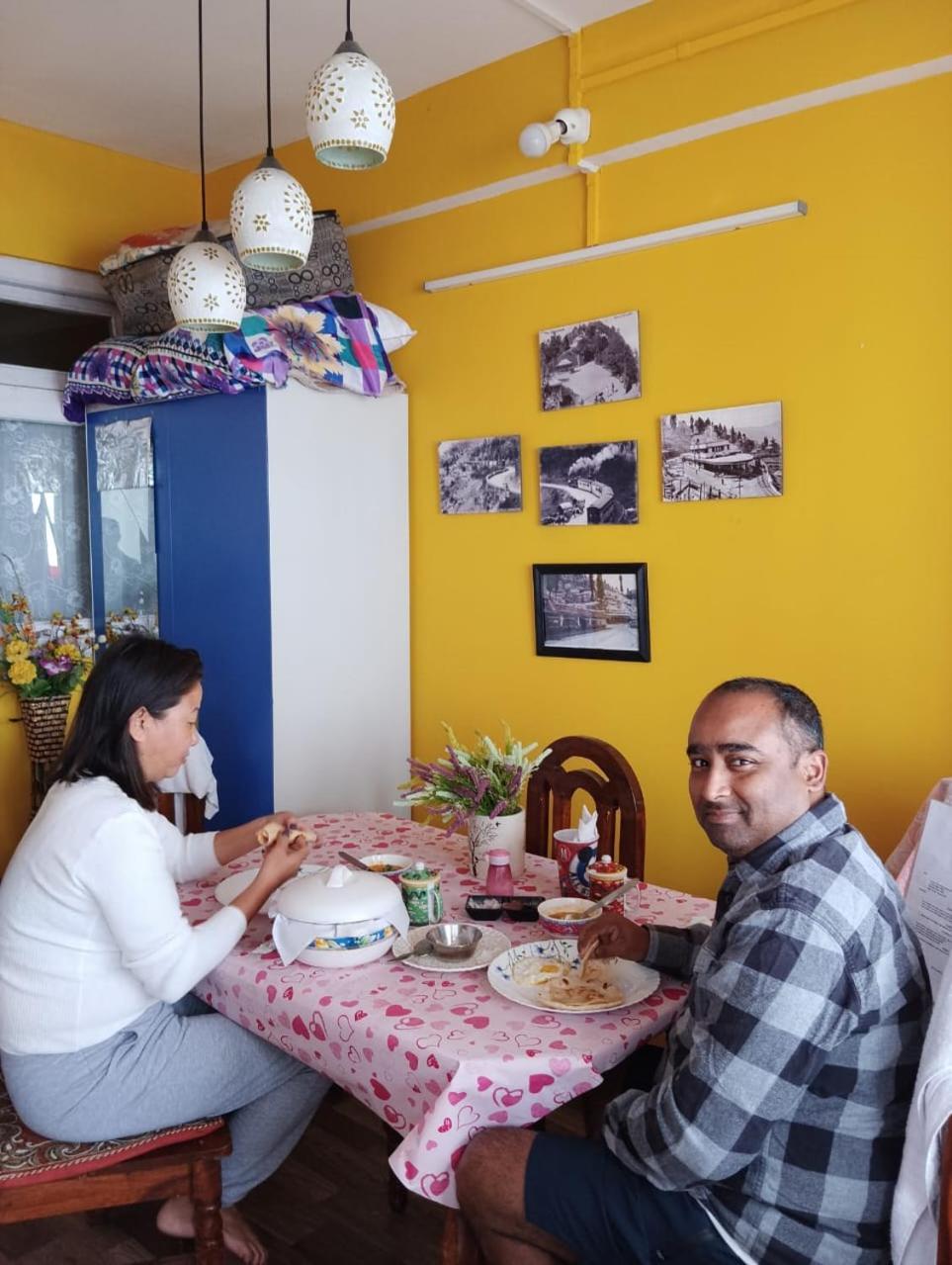Beverly Hills Home Stay Darjeeling  Eksteriør billede