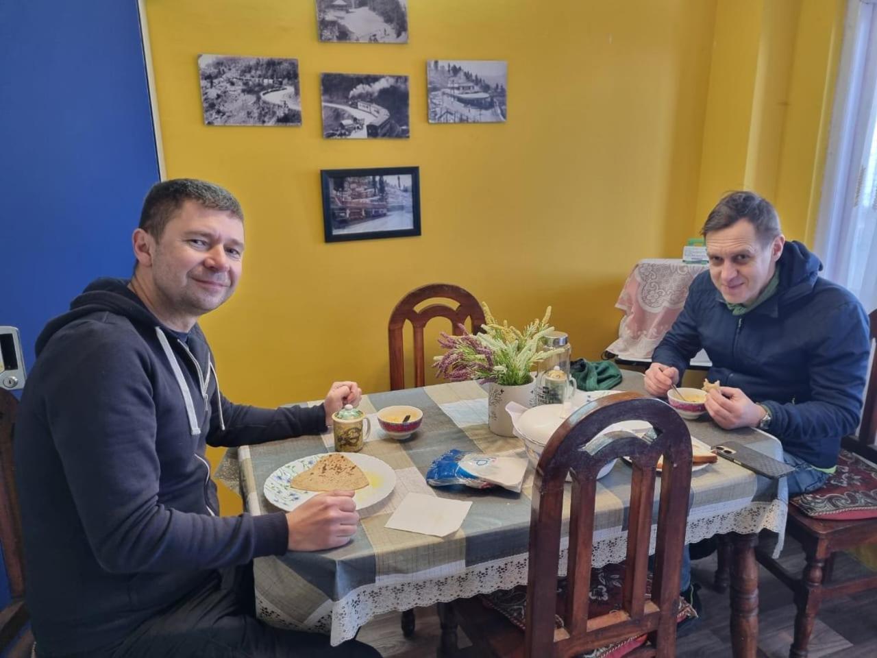 Beverly Hills Home Stay Darjeeling  Eksteriør billede